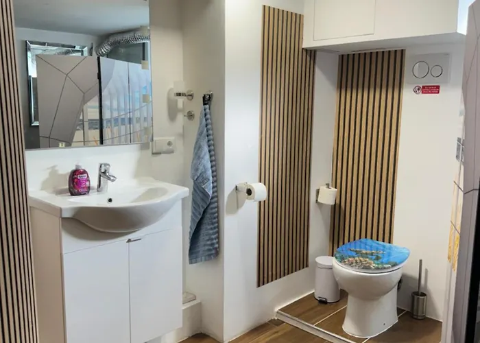 Schoene Souterrain In Herzogenrath