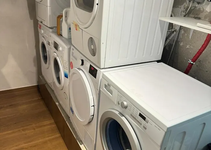 Schoene Souterrain In Apartman