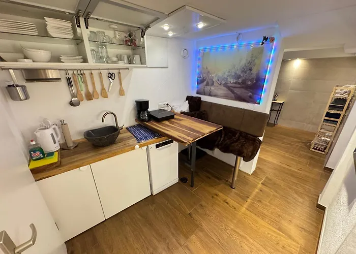 Schoene Souterrain In Apartman Herzogenrath